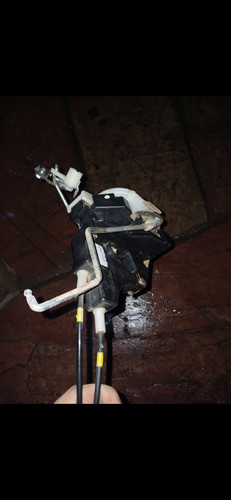 Cerradura Puerta Mitsubishi L200 2014 1
