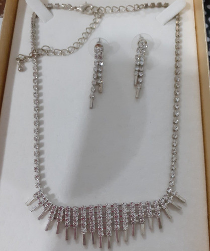 Conjunto Collar Y Aros Fantasía 0