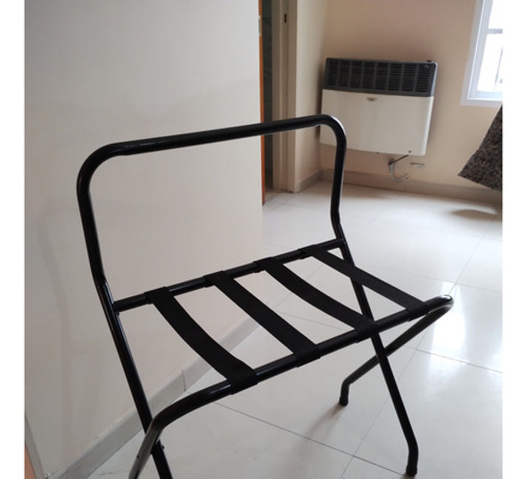 Apoya Maletas De Caño Con Respaldo 0