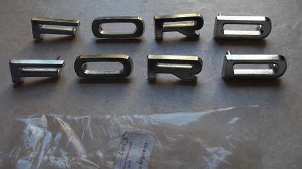 Ford Falcon 73/77 Juego De Letras De Capot 1