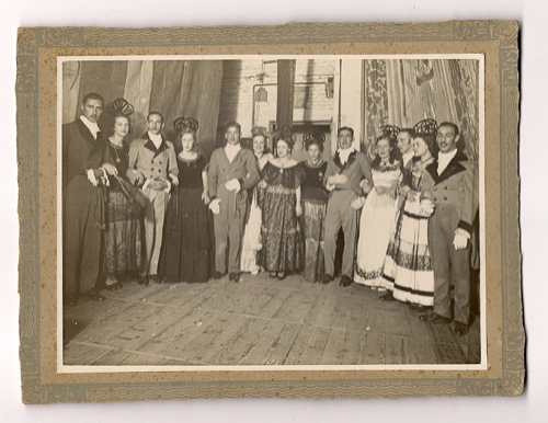 Fotografia Antigua Con Vestimenta Epoca Colonial Teatro B4 0