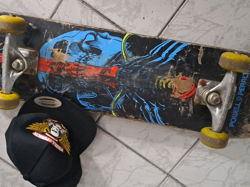 Powell Peralta Usa Blacklight Skull And Sword Green Usada 0