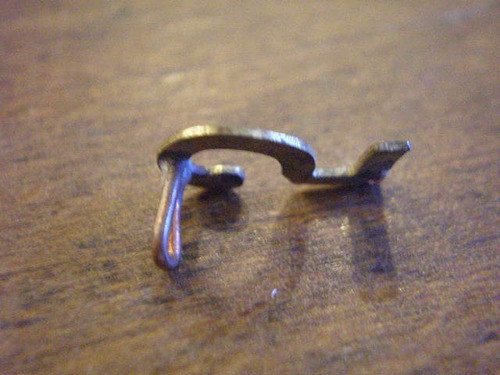 Antiguo Pin De Bronce Del 5º Cuerpo De Ejercito 1