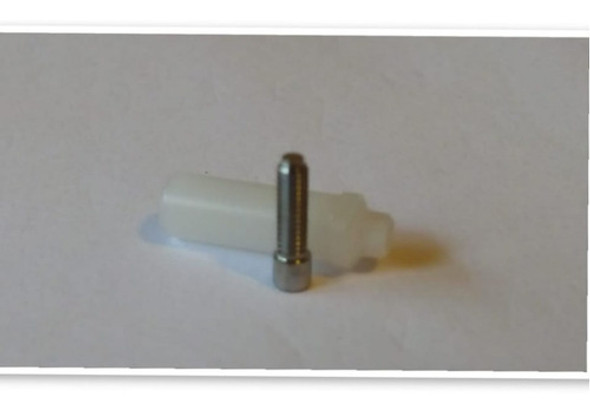 Ucla Calcinable Hi + Tornillo Fij. X 10 Unid ( Implant) 1 Ucla Calcinable Hi + Tornillo Fij. X 10 Unid ( Implant) 1