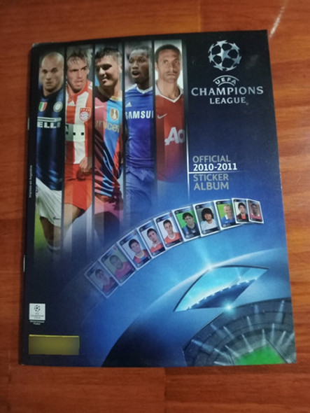 Album Champions League 2010/11. Tiene 527 Figuritas. Mira!!! 0