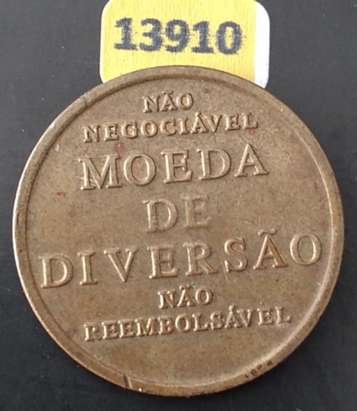 13910 Antiga Ficha Hot Zone Metal Cobreado 1