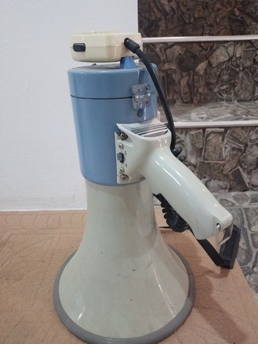 Megafono Portatil Buen Estado 1