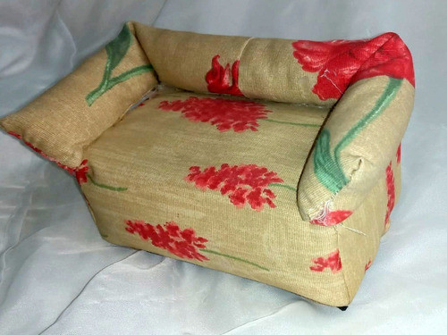 Sofá Miniatura Brinquedo Para Bonecas E Dioramas 1