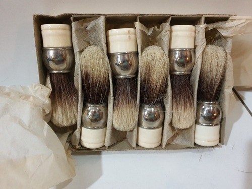 Brocha De Afeitar - Caja X6- Mango De Metal Y Plastico 1