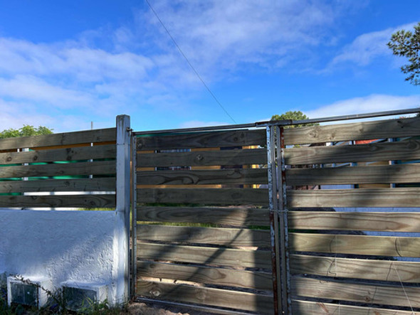 Lr Popiedades Alquila El Pinar 0