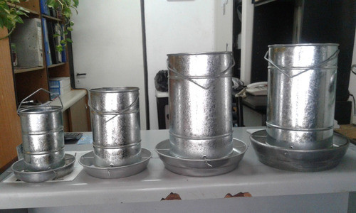 Comedero Tolva 8 Kg Plato Aluminio Y Galvanizado Fabricantes 1