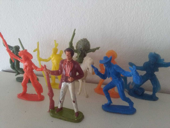 Lote Soldaditos Vaqueros Indios Antiguos Retro Plástico 0
