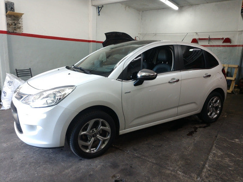 Polarizado Vehículo Mediano 1