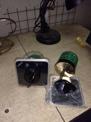 Interruptor Vefben 3x30a Modelo 303 Nuevo 1