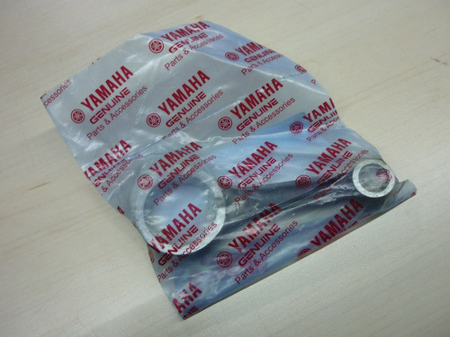 Biela Sin Muñon Original Yamaha Fz 16 21c-e1651-00 1