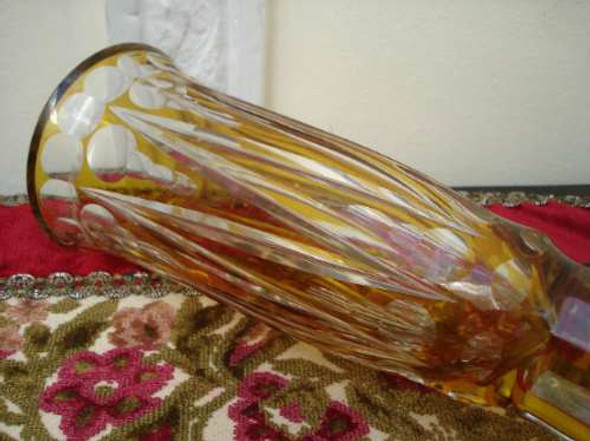 Fino Florero De Cristal Europeo Antiguo Tallado Miralo 1 Fino Florero De Cristal Europeo Antiguo Tallado Miralo 1