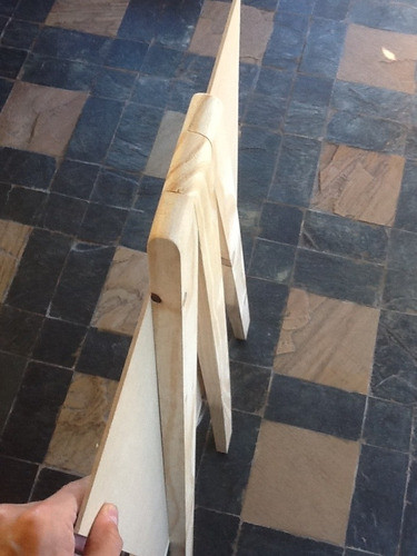 Atril Infantil Simple Con Apoyavasos + 2 Vasitos + Ganchito 1