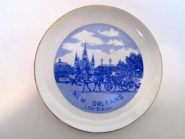 Plato Con Caballo Y Carruaje New Orleans Louisiana Usa Boedo 0