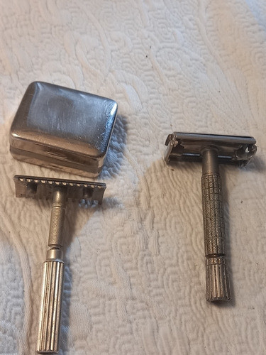 2 Antiguas Afeitadora P Gillette. Una Es Desarmable C Caja 1