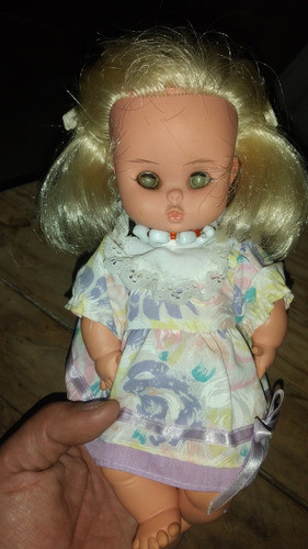 Vendo Muñeca Rubia Antigua 0