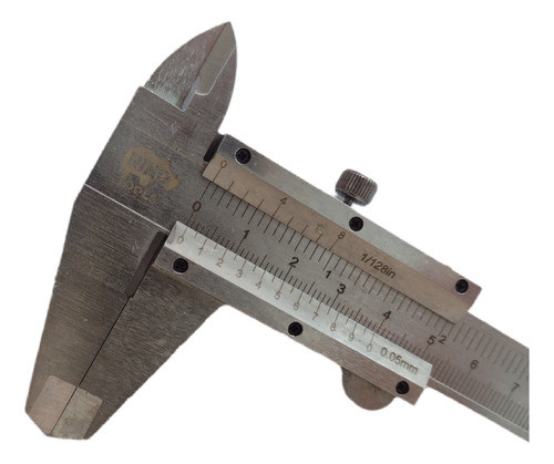 Paquimetro Analogico Profissional 150mm 0,05mm Inox C Estojo 0