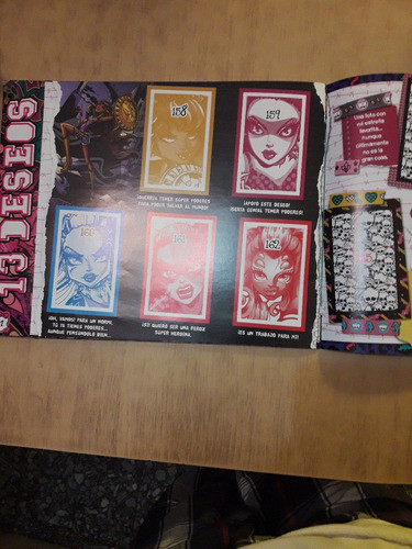 Album De Figuritas Monster High  -  Vacio 1