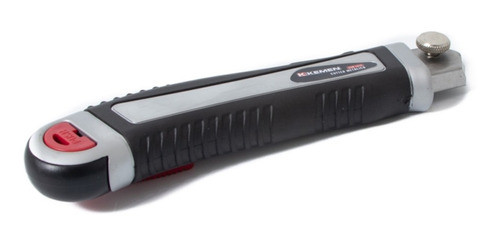 Cutter Profesional 18mm Mango De Goma Estructura Metálica 1