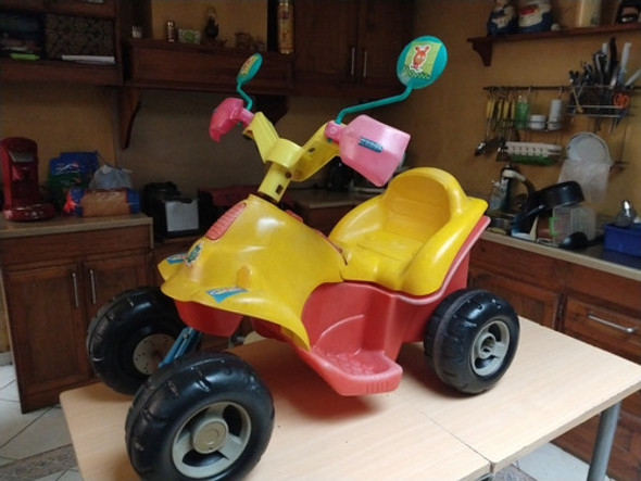 Cuatriciclo 12volt C/2 Bateria,consultar Antes De Comprar!! 1
