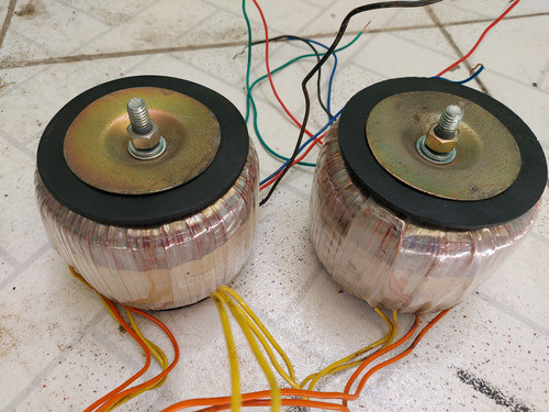 Trafos Do Amplificador Micrologic M1000 0