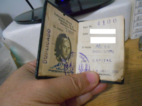 Carnet Cgt - Industria Hotelera - Con Estampillas Y Sellos 1