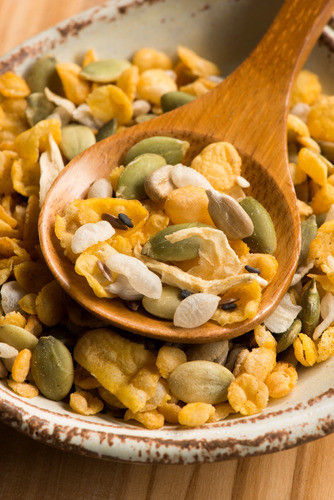 Granola Salgada Vegana Z2eat - Ervas - Pouch Zip Fácil 250g 1