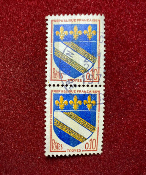 Tira Estampillas Francia Escudo Troyes Sin Cortar 0