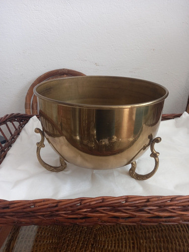 Cachepot Latão Antigo - 24cm Dia.  16cm Alt. 13cm Prof 1