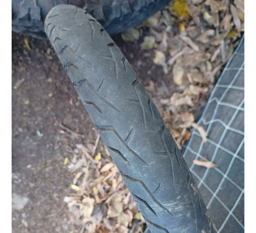 Cubierta Delantera Pirelli Mandrake Due- 2.50-17 1