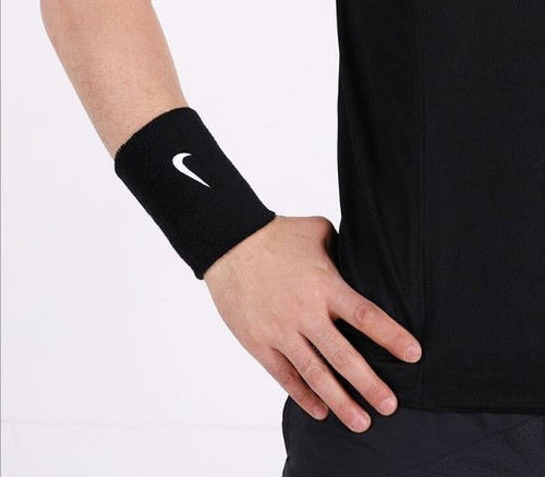 Muñequeras Tenis Nike Swoosh De Doble Ancho Color Negro 1