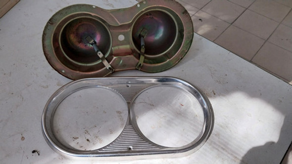 Aro Aluminio Y Carcasa Óptica Delantera Fiat 1500 1 Aro Aluminio Y Carcasa Óptica Delantera Fiat 1500 1