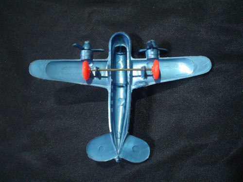 Avion Helice Juego Juguete Figurita Capitan Chicot Golosina 1