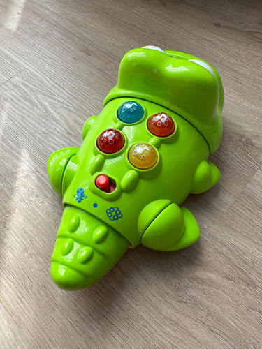 Cocodrilo Bailarin Con Luz Y Sonidos Winfun 1