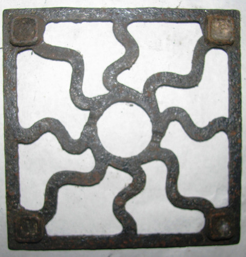 Rejilla Antigua De Hierro Para Desague Baño Patio 1