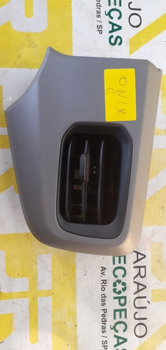Moldura Saida De Ar Defletor Esquerdo Original Onix Prisma 0