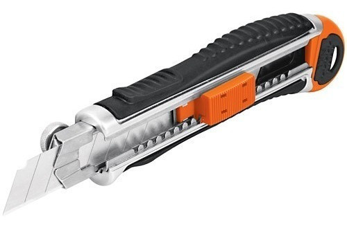 Trincheta 18mm Truper Cut-6xx Con 5 Hojas Profesional 0