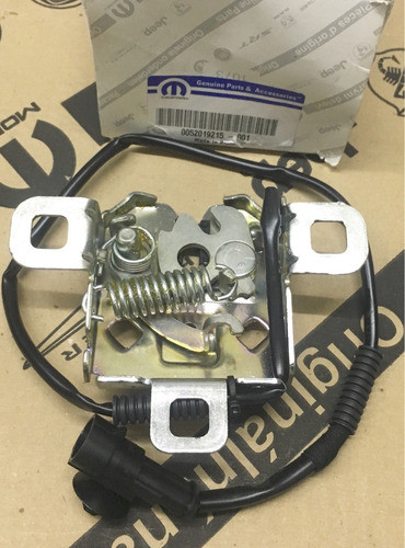 Cerradura De Capot Fiat Toro Freedom Original® 1