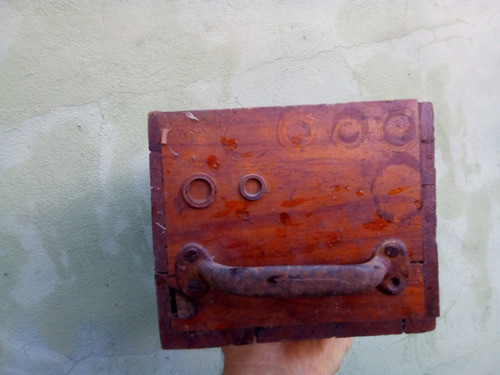 1/2- Antiguo Cajon De Madera 16,8 X 34,4 Prof. X 13,7 Alto 0