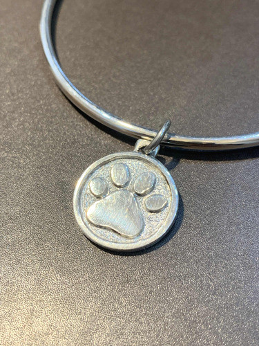 Esclava Clásica Con Medalla Y Huella Perro Grabado. Tuset 1