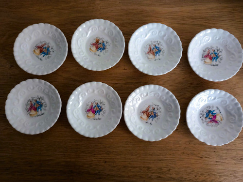 Antiguos 8 Ceniceros De Mesa Capodimonti (sellado ) 0