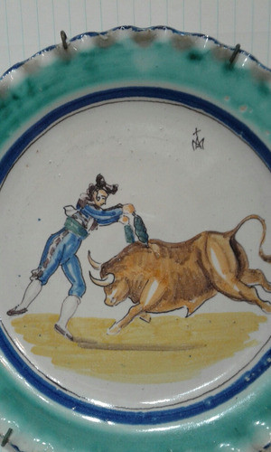 Plato De Ceramica Española Torero Con Toro Siglo Xlx 1