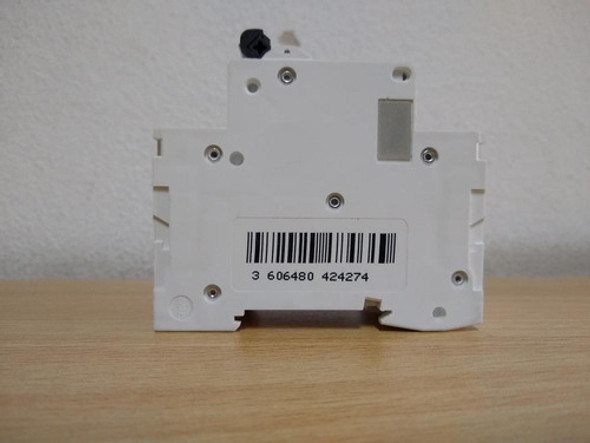 A9n61528-int. Termomagnetico C60h-dc 2x10a, Curva  C 1