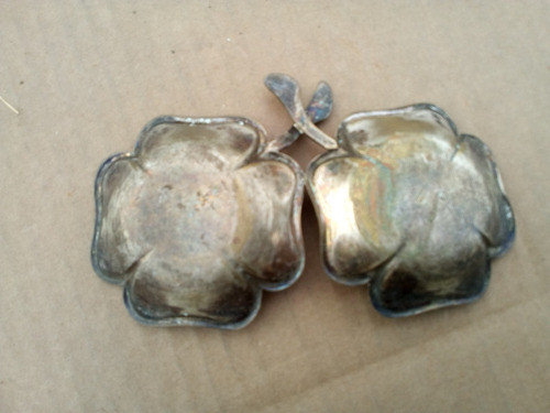 Antiguo Cenicero Doble Trebel 4 Hojas 14,3 X 8,3 X 1,6 Alto 1