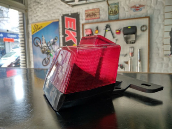 Farol Trasero Honda C70/90 Econopower 1