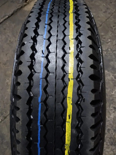 Pneu 8.25-20 / 8.25/20 / 8.25x20 0